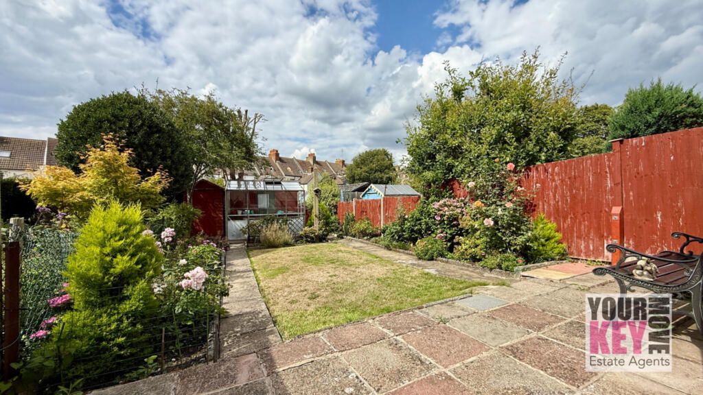Property photo 1 of 18