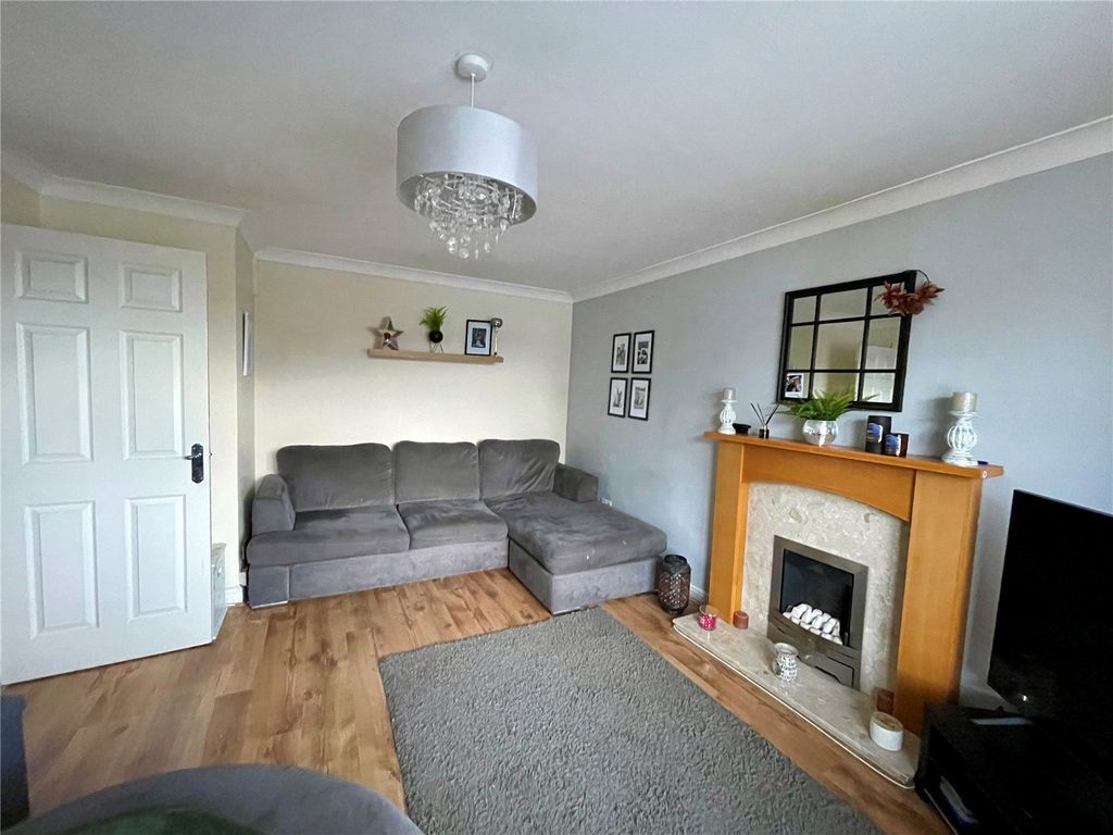 Property photo 3 of 8 Picture No. 03