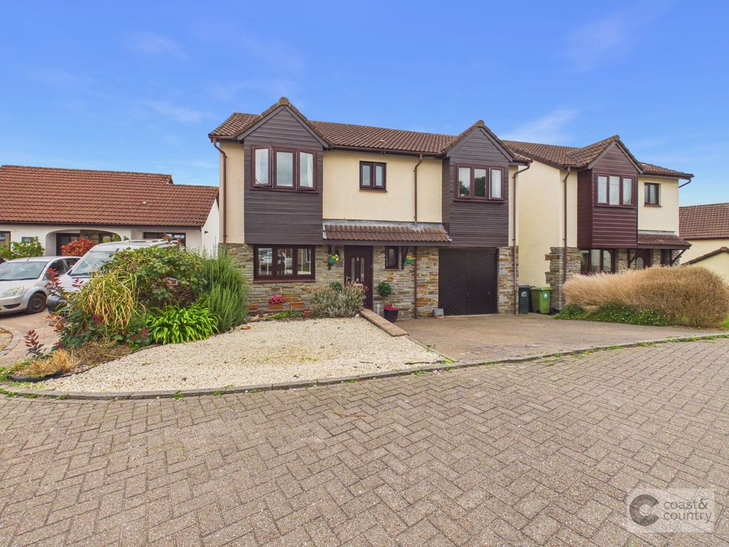 Property photo 1 of 37