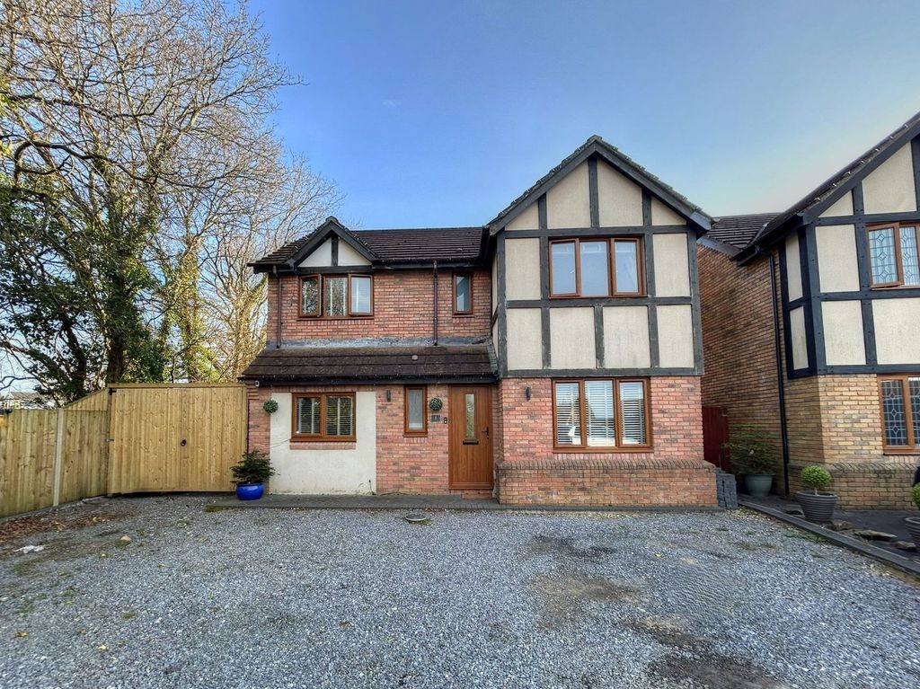 Property photo 1 of 36