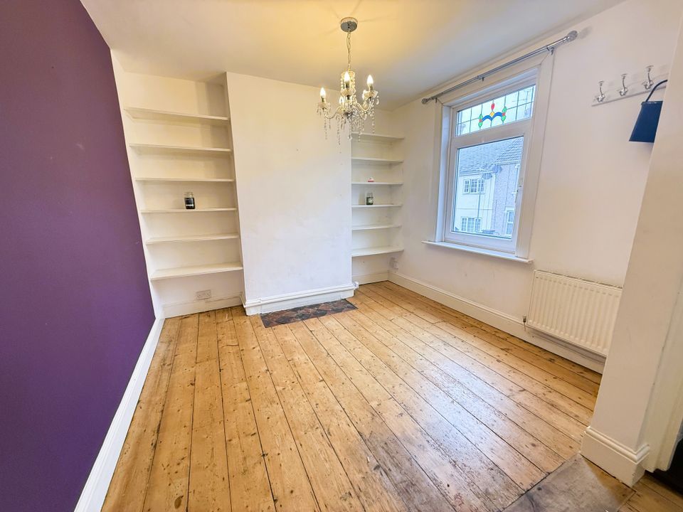 Property photo 2 of 7 Img4690