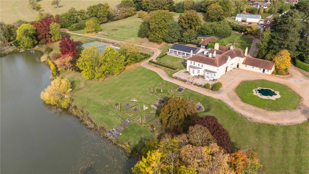 Property photo 1 of 39 Autumn Aerial