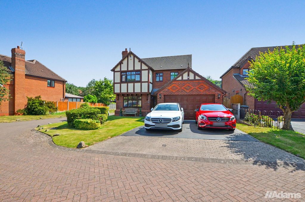 Property photo 1 of 43