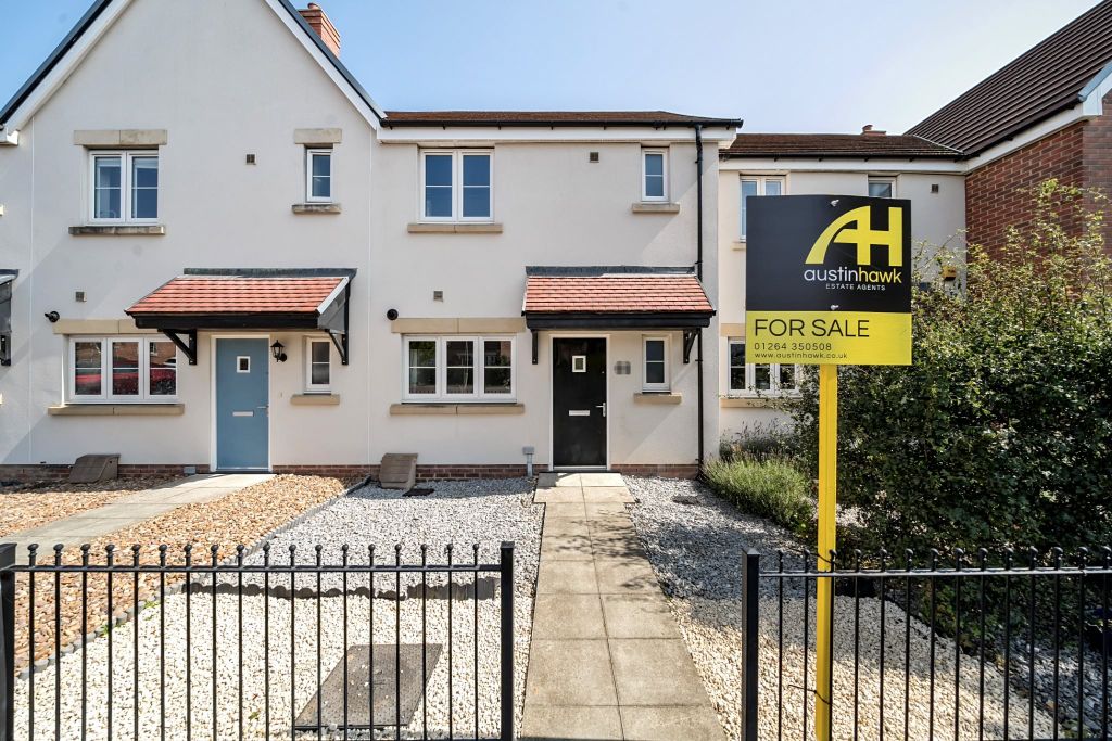 Property photo 1 of 17 Front