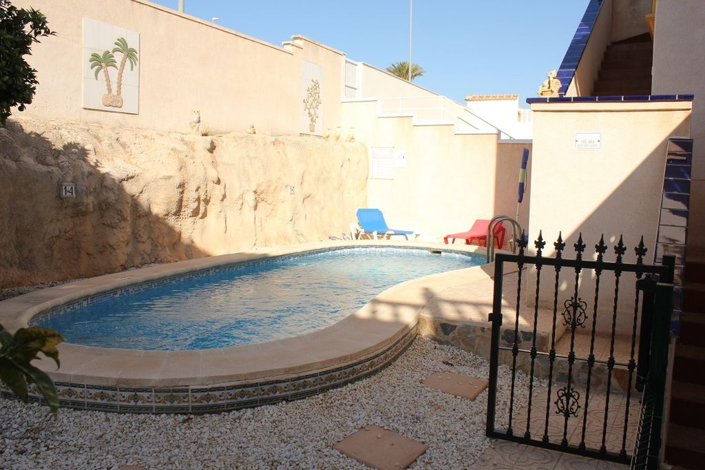Property photo 3 of 38