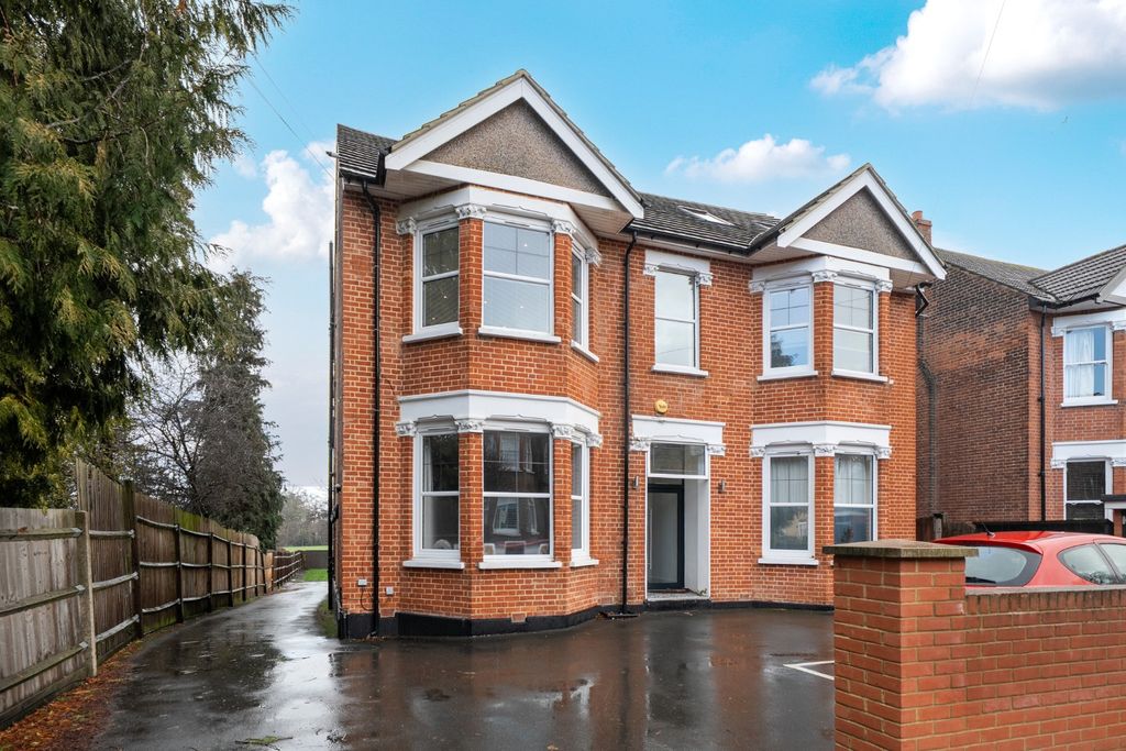 Property photo 1 of 16 3599810