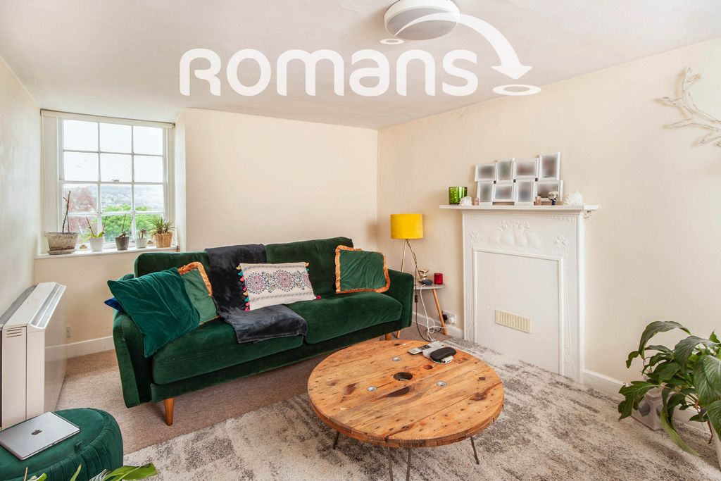 Property photo 3 of 16 3