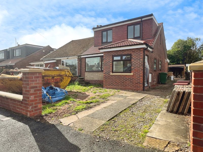 Property photo 1 of 8 External