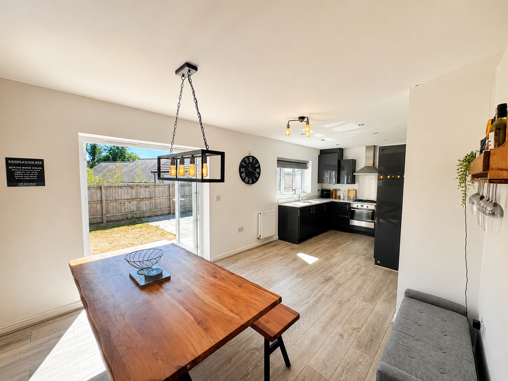 Property photo 1 of 27 Kitchen Diner