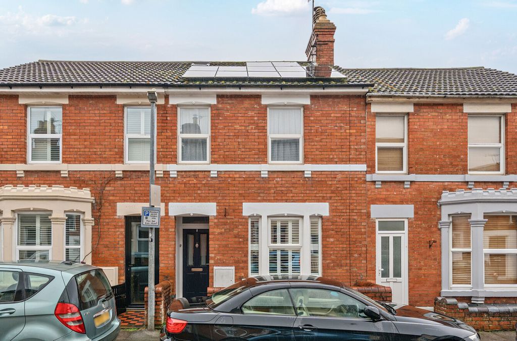 Property photo 1 of 20 1410161-1-698Db45...