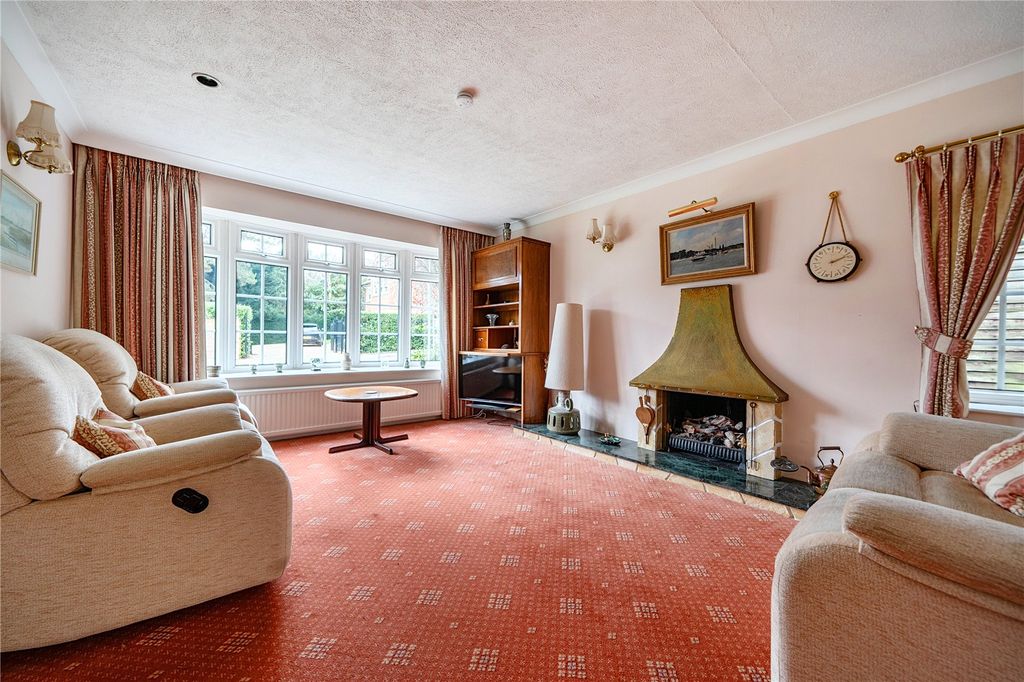 Property photo 3 of 22 Picture No. 18