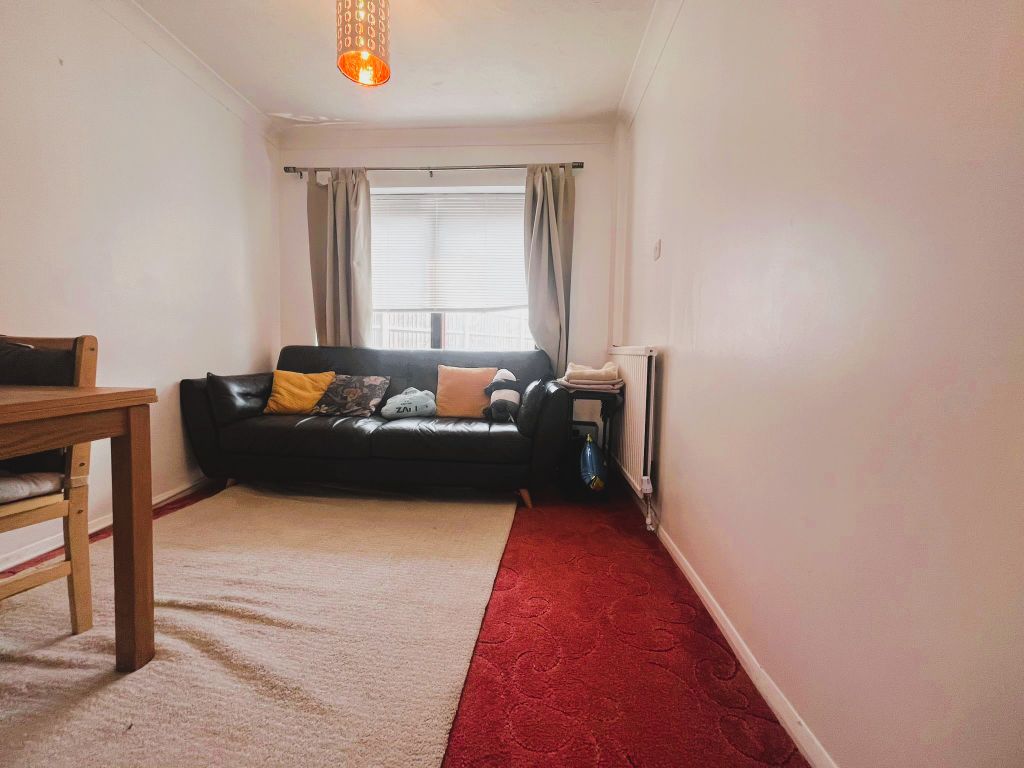 Property photo 3 of 7