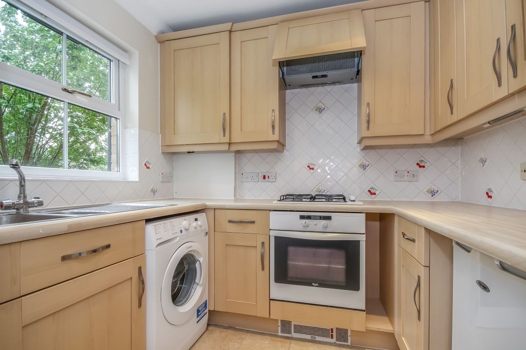 Property photo 2 of 6 71695