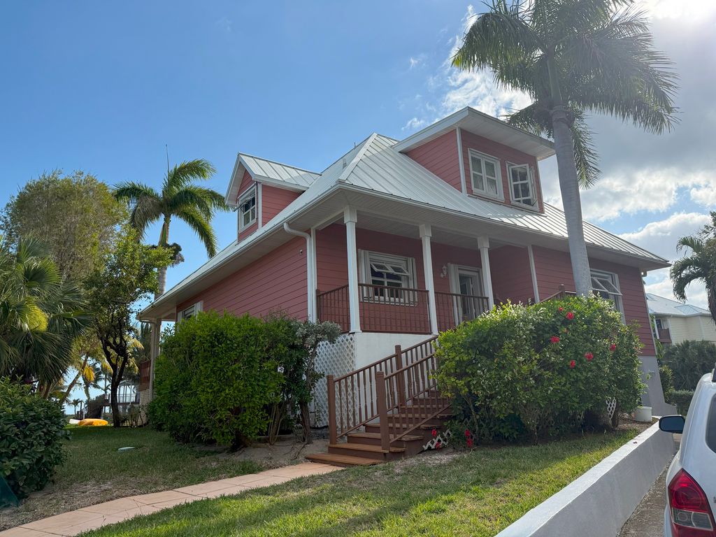 Property photo 1 of 8