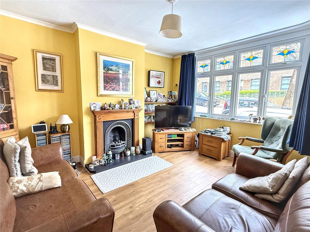 Property photo 2 of 20 Picture No. 18