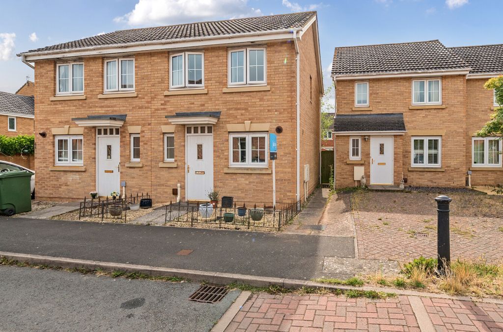 Property photo 1 of 16 1332072-2-689475E4A7c38