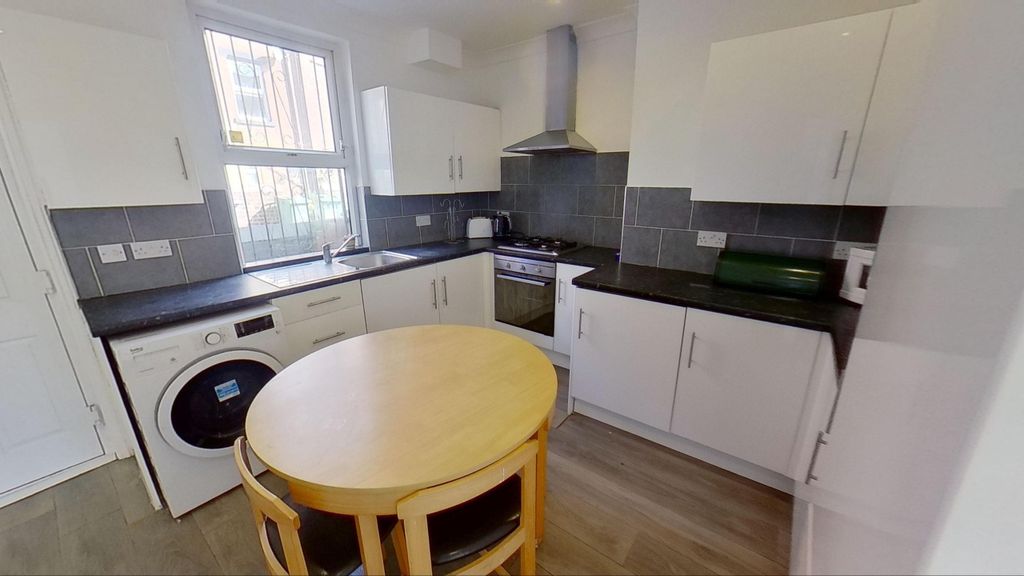 Property photo 2 of 8 Clarkson-View-09082023101315.Jpg