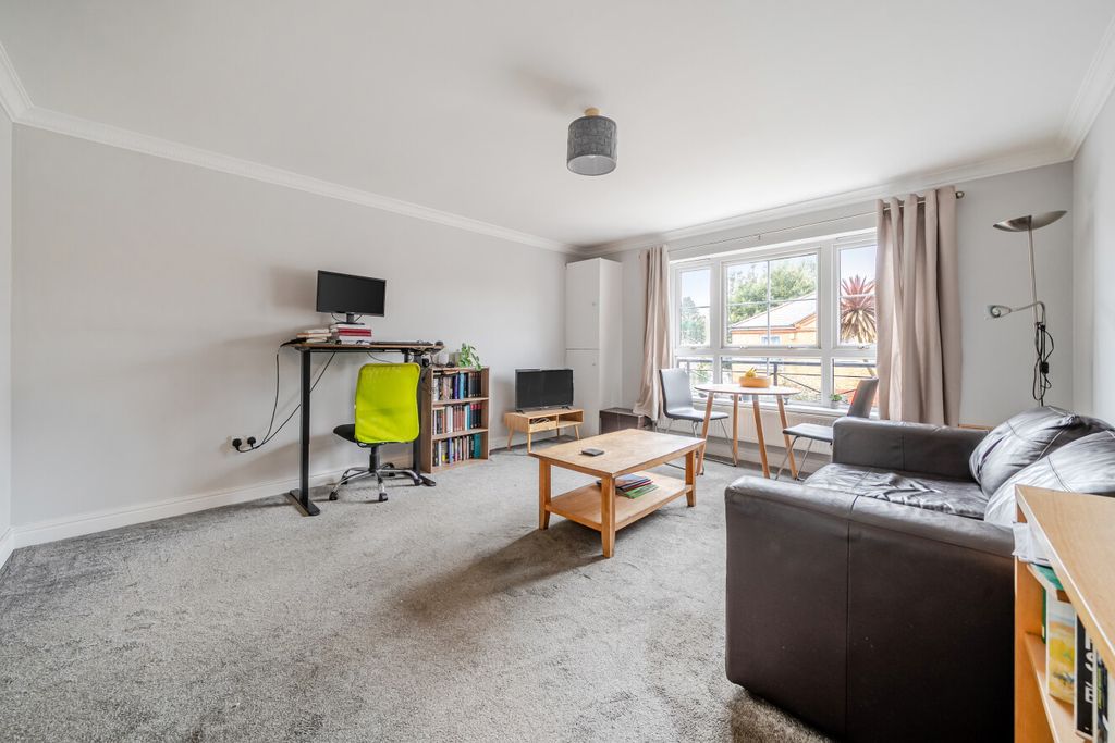 Property photo 2 of 19 1419345-18-69A02F...