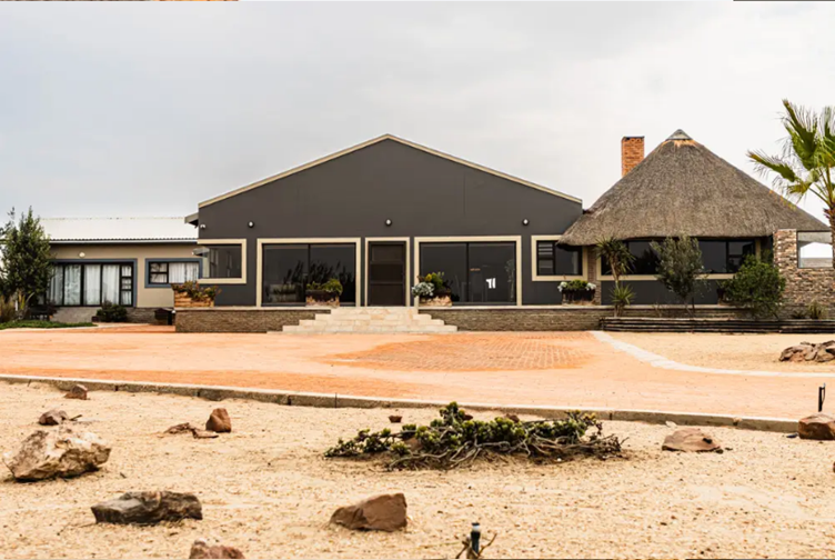 Property photo 2 of 36