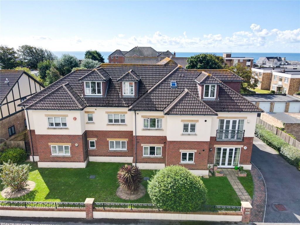 Property photo 1 of 16 Picture No. 27