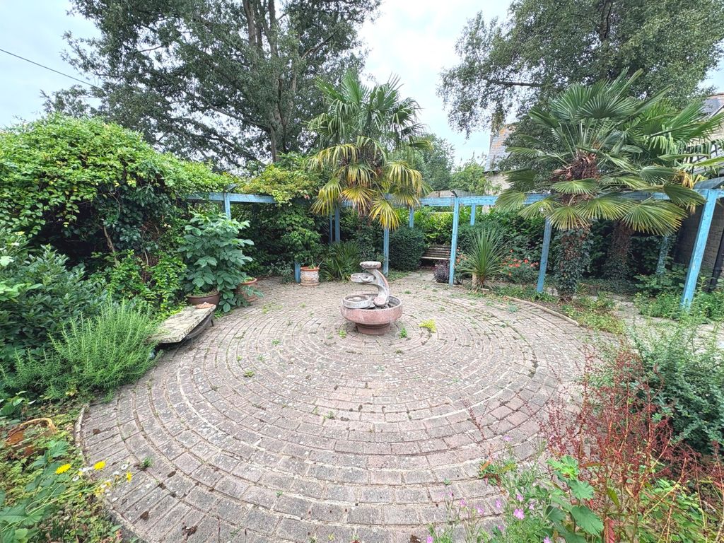 Property photo 2 of 15 Picture No. 02