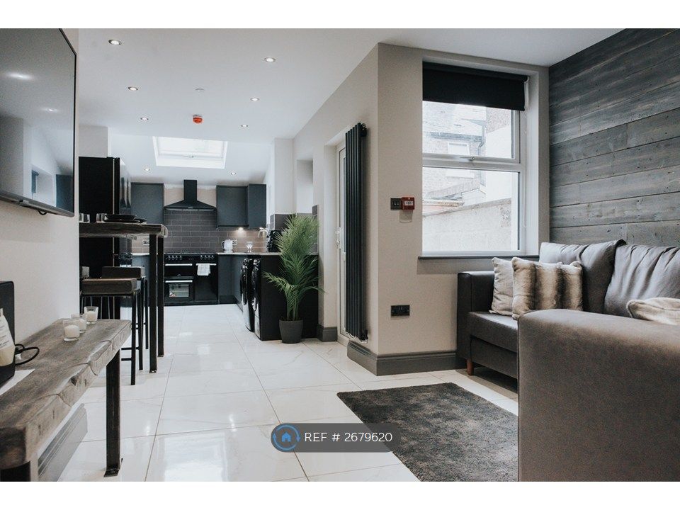 Property photo 3 of 29