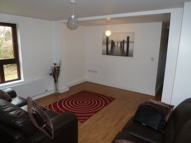 Property photo 3 of 6