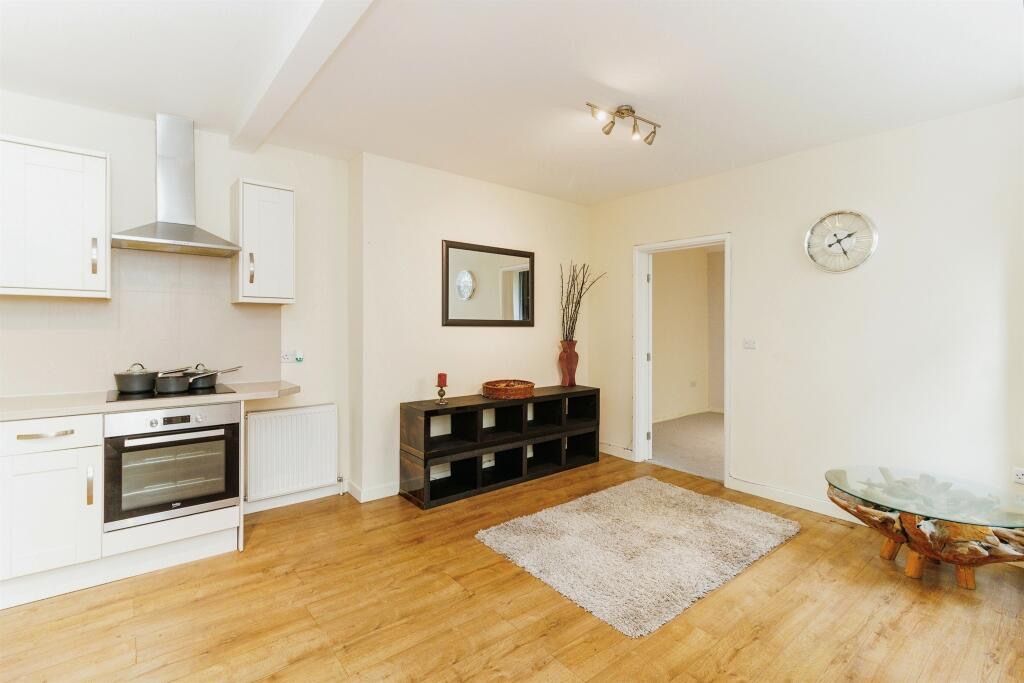 Property photo 3 of 14 Property