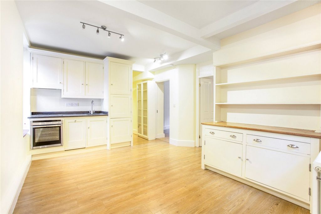 Property photo 2 of 13 Reception/Kitchen