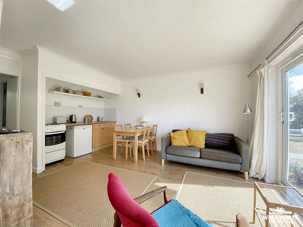 Additional image 14 of 2 bed flat for saleDevon Court, Freshwater East, Pembroke SA71
