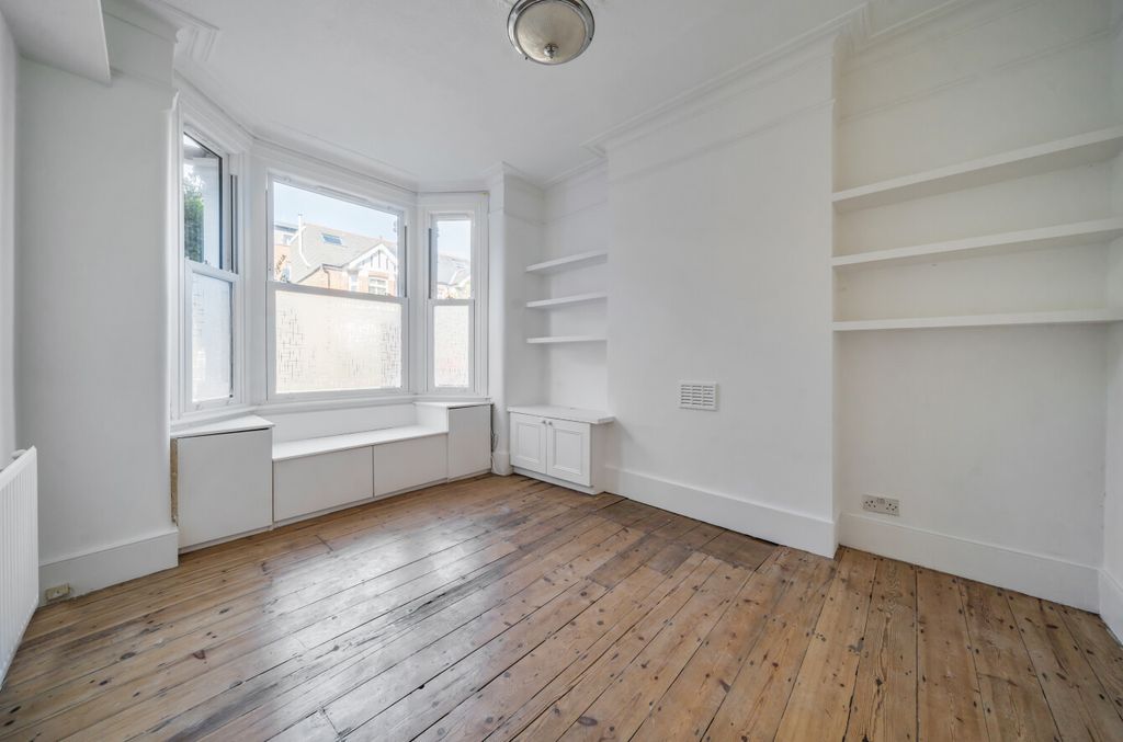 Property photo 3 of 14 1362644-15-68E3c8...