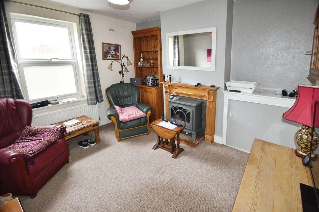 Property photo 2 of 9 Picture No. 06