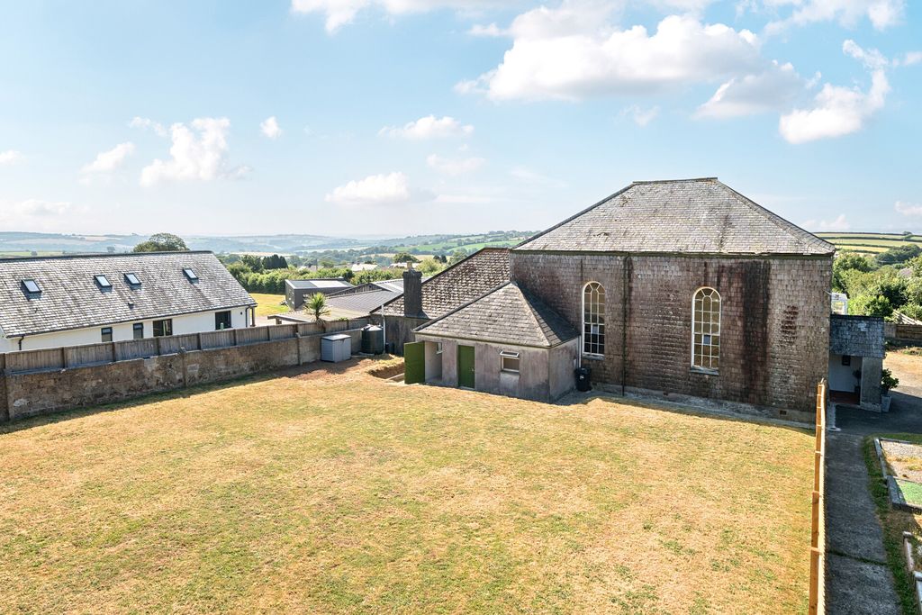 Property photo 1 of 21 1-6A63299157E25-1...