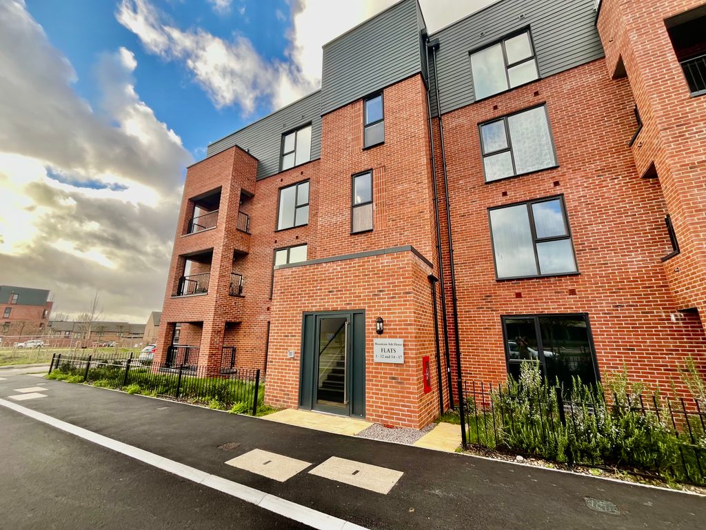 Property photo 1 of 8 Front