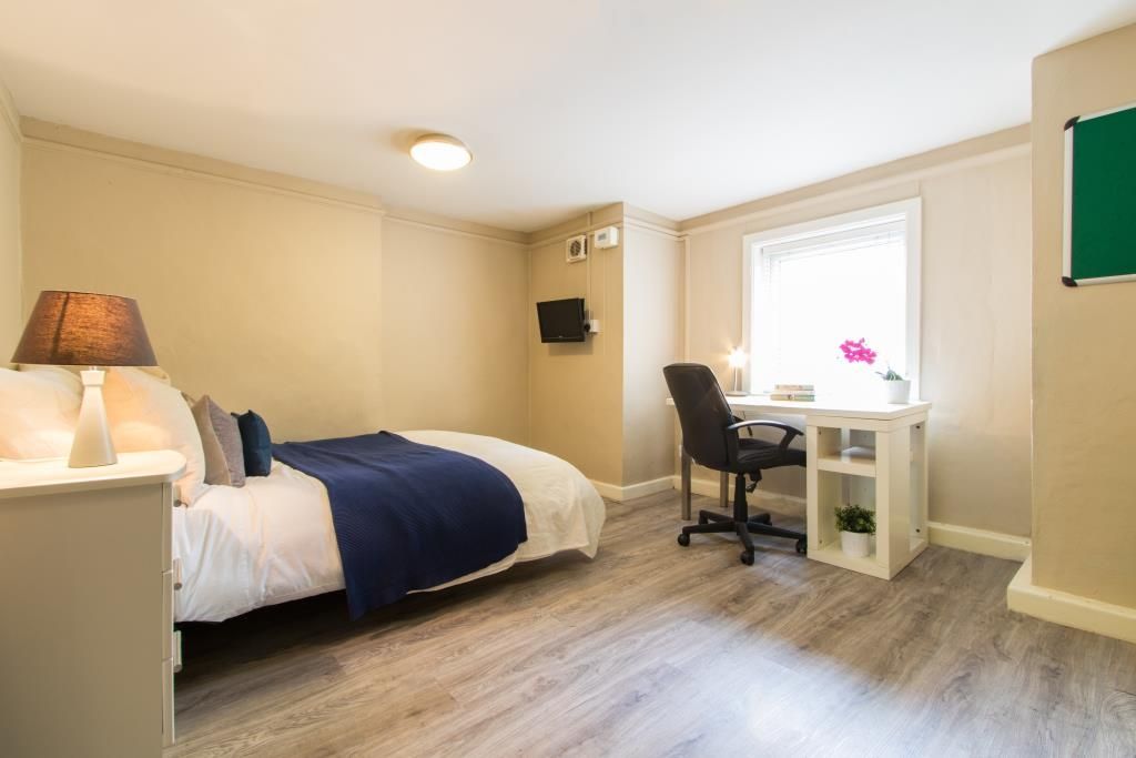 Property photo 2 of 7 Photo 1