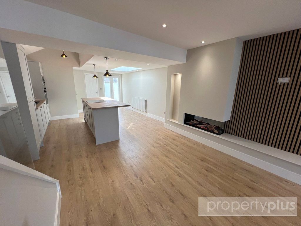 Property photo 3 of 18 Picture No. 03