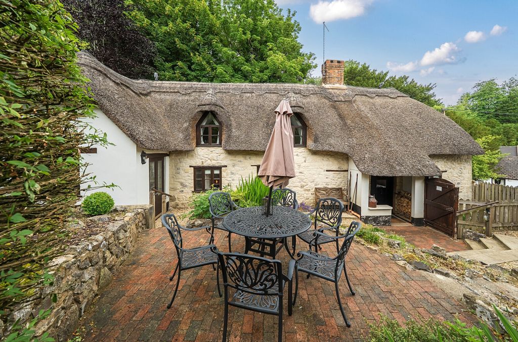 Property photo 2 of 23 1304825-5-684048A...