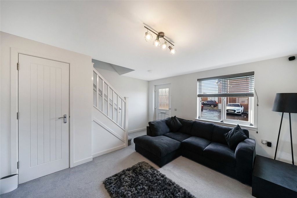 Property photo 2 of 18 Picture No. 04