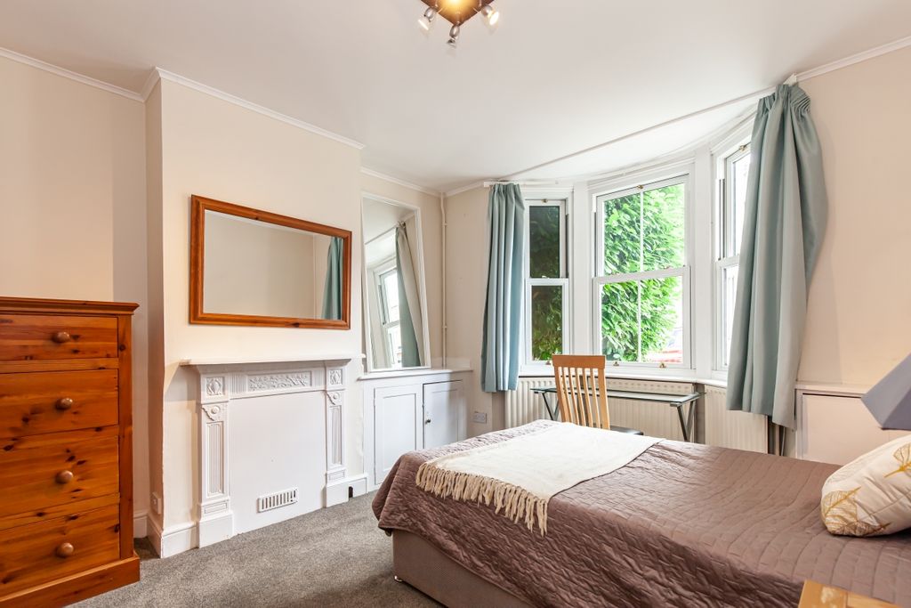 Property photo 3 of 12 165660