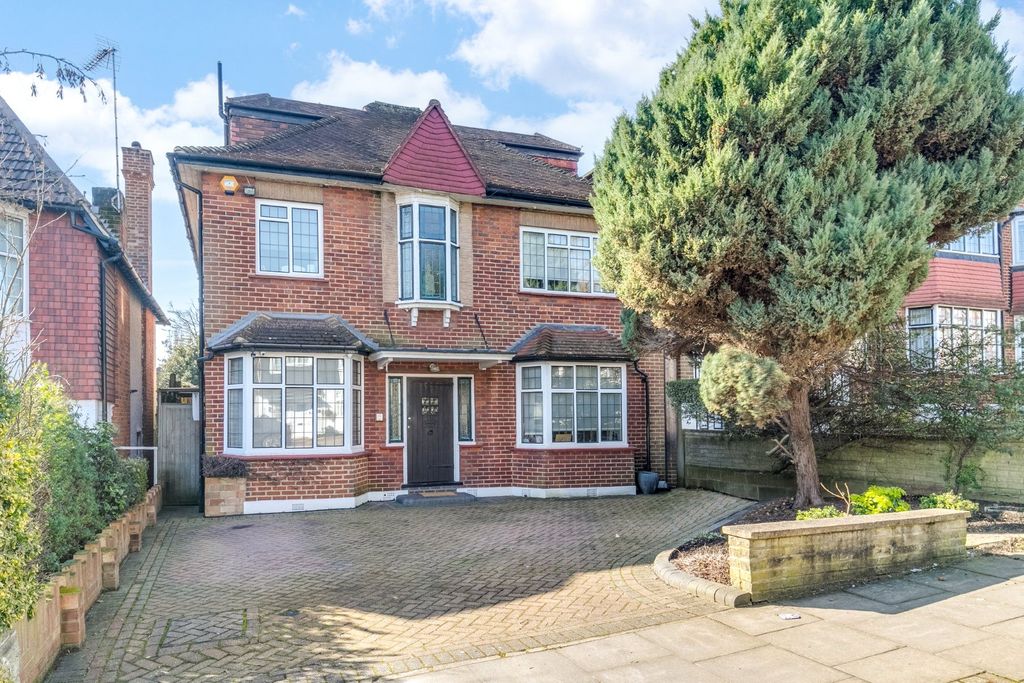 Property photo 1 of 14 Picture No. 23