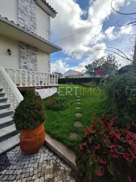 Property photo 3 of 42 Img 2