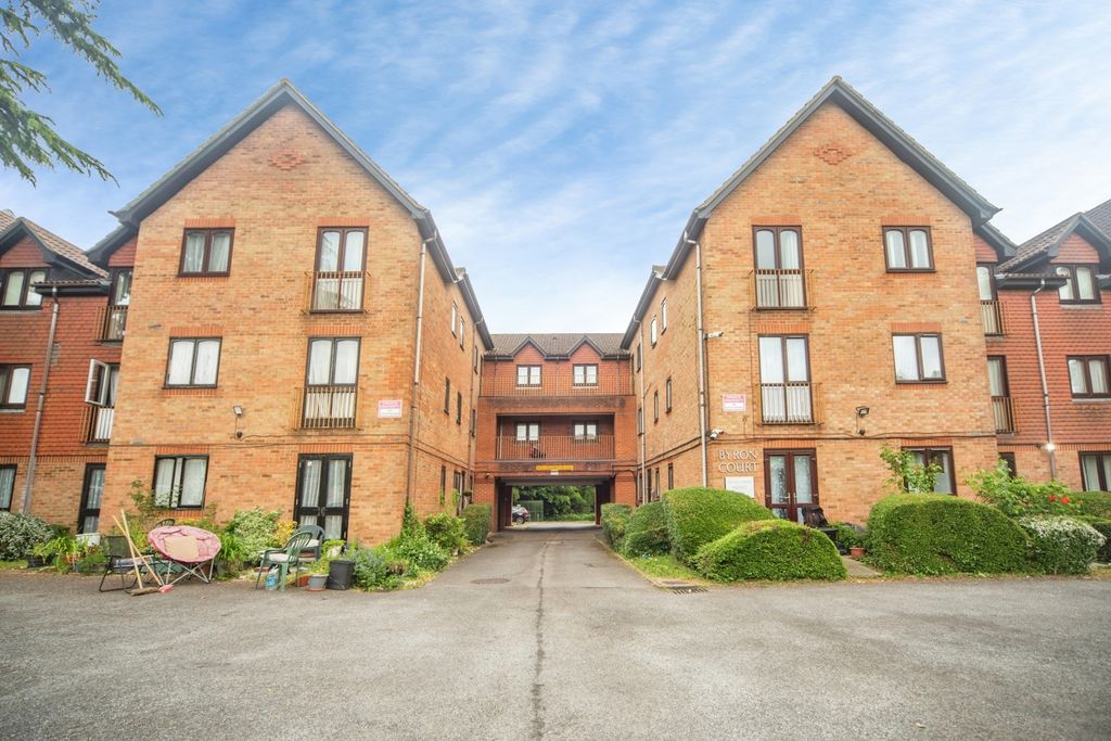 Property photo 1 of 17 Pbox-Img.Jpg