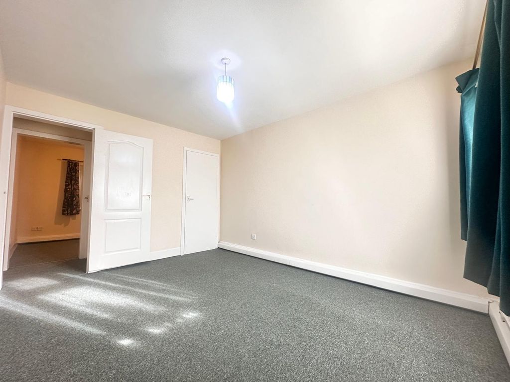 Property photo 2 of 10 Gallery