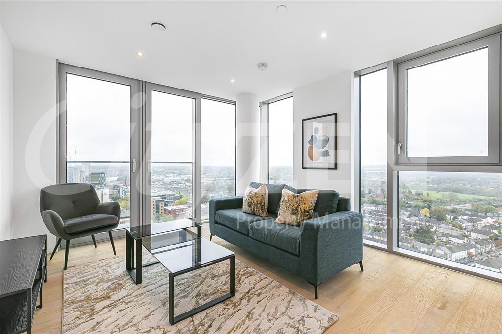 Property photo 1 of 34 Reception