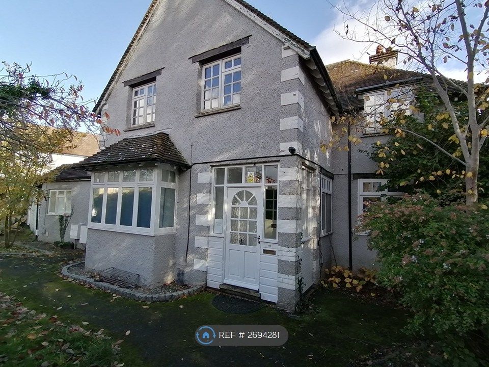 Property photo 3 of 27