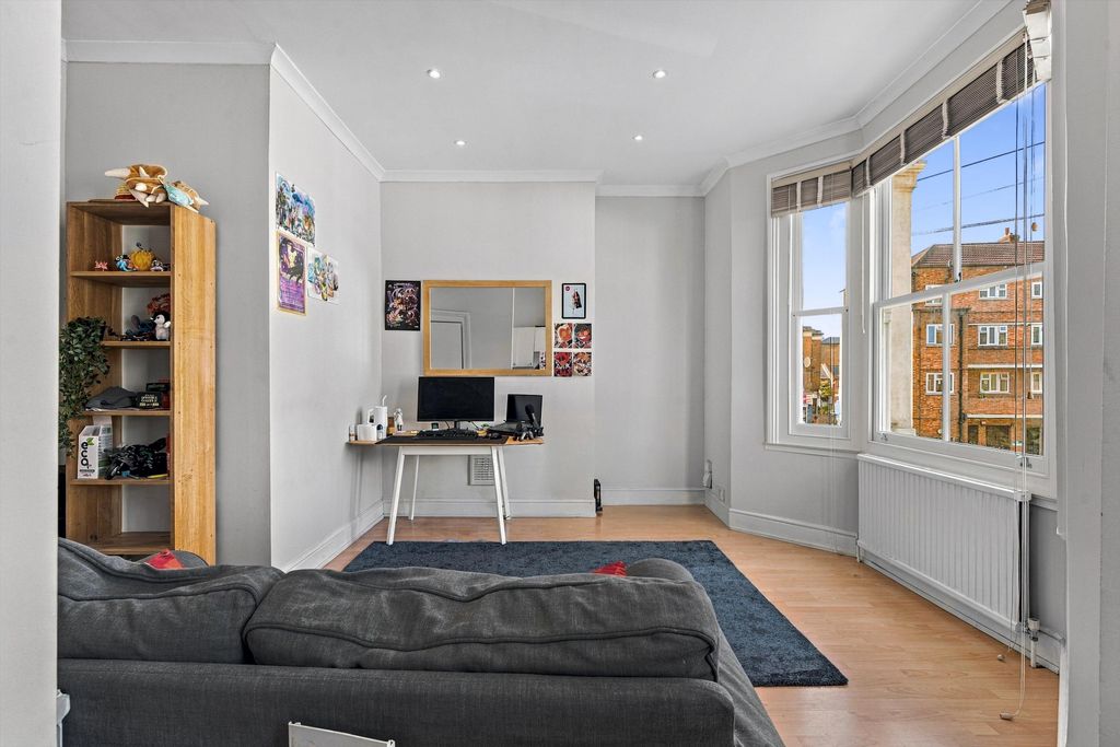 Property photo 1 of 14 Image
