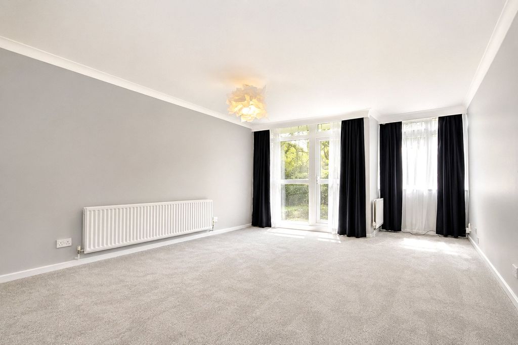 Property photo 3 of 7 Picture No. 13