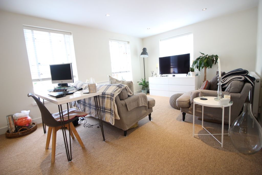 Property photo 2 of 7 Picture 2