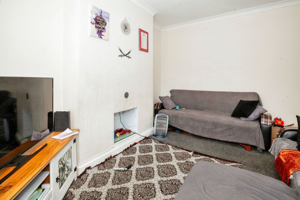 Property photo 3 of 16