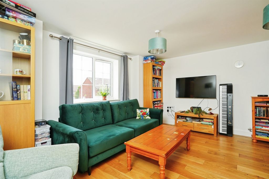 Property photo 3 of 10